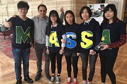 Felipe Massa recibe felicitaciones por su cumpleaños 35