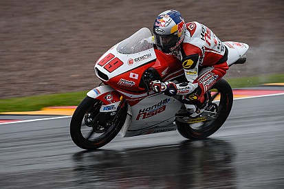 Moto3 Sachsenring: Pawi tegaskan status raja trek basah