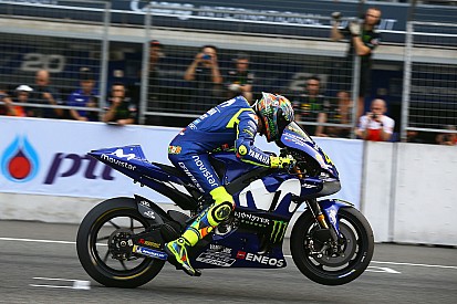 Rossi bantah Yamaha abaikan masukan Vinales