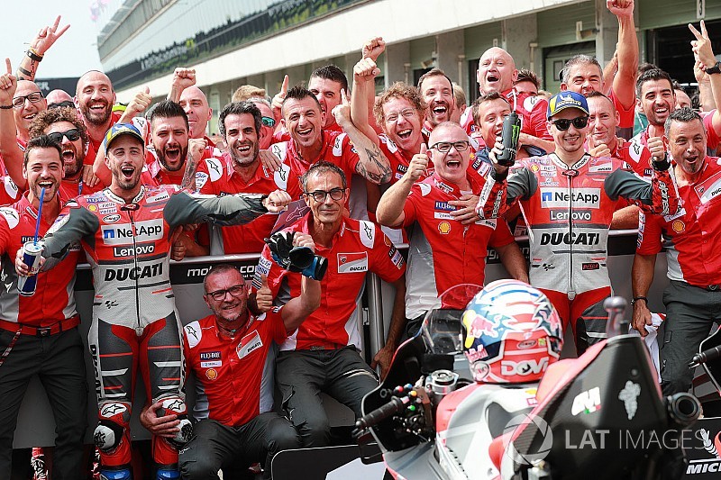 Dovizioso: “Lorenzo es especial, pero siempre he dicho que es muy buena persona”