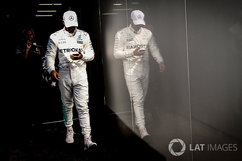 Hamilton: Daha fazla performansa ihtiyacımız vardı