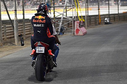 Red Bull erlebt Waterloo: Doppelausfall nach drei Runden
