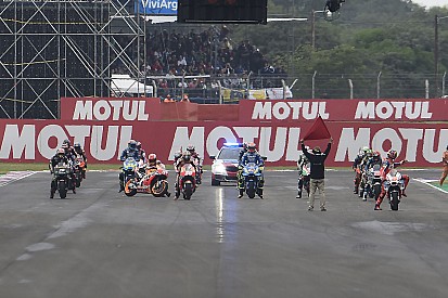Chiarimento sulla partenza: non si può riavviare la moto in griglia