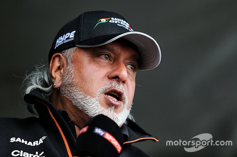 Mallya deixa cargo de diretor da Force India