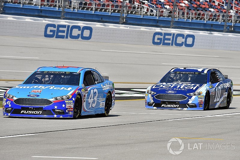 NASCAR 2018: Aric Almirola vor Wechsel zu Stewart-Haas