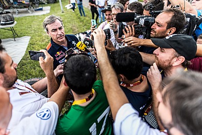 Sainz: "Ha sido un día supercomplicado; increíble la navegación"