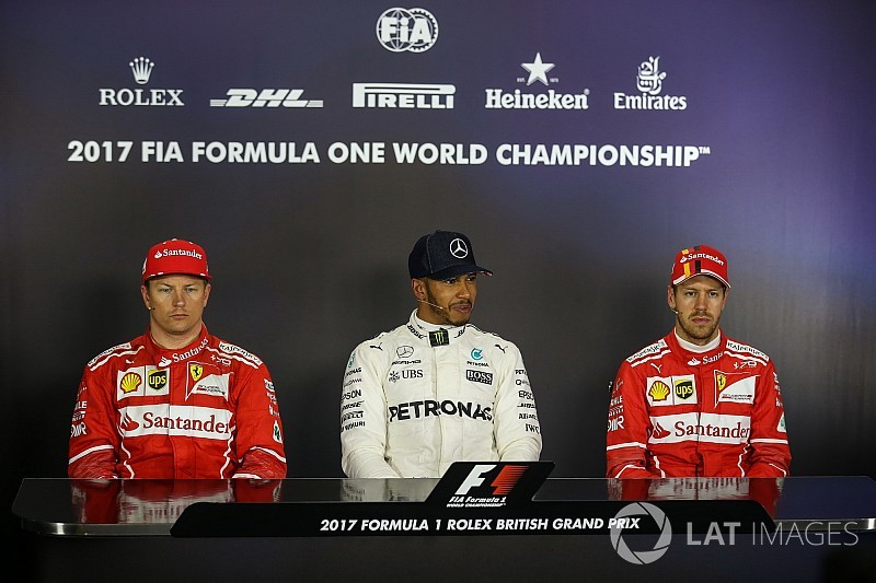 Szingapúri Nagydíj: Vettel Vs. Hamilton