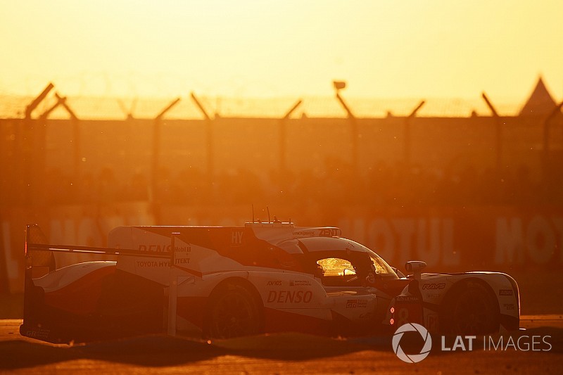 【ル・マン24h速報】8号車トヨタにトラブル。7号車首位/8時間経過