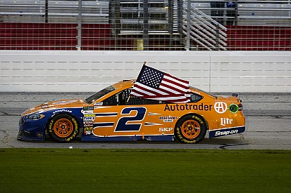 Dale Jr., y no Senna, inspira la celebración de Keselowski