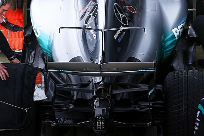 В McLaren рассмотрят идею Т-образного крыла Mercedes