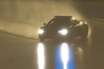 Video: Der spektakuläre Drift des Safety-Cars im Regen von Le Mans