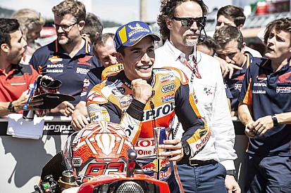 Marquez wint weer in Duitsland: “Wordt wel elk jaar lastiger”