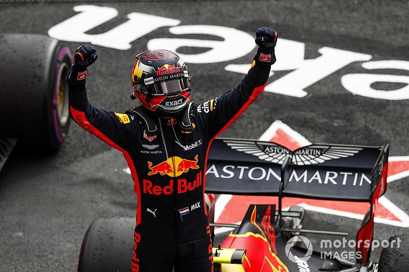 Ricciardo prend la pole et grille un record à Verstappen Ricciardo prend la pole et grille un record à Verstappen