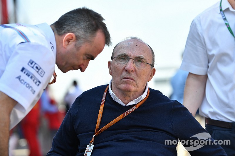 A Williams a bukás ellenére kiáll Paddy Lowe mellett