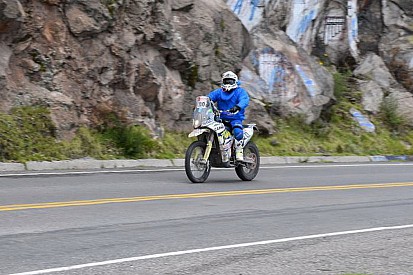 Dakar: un trasferimento quasi più duro della speciale per le moto