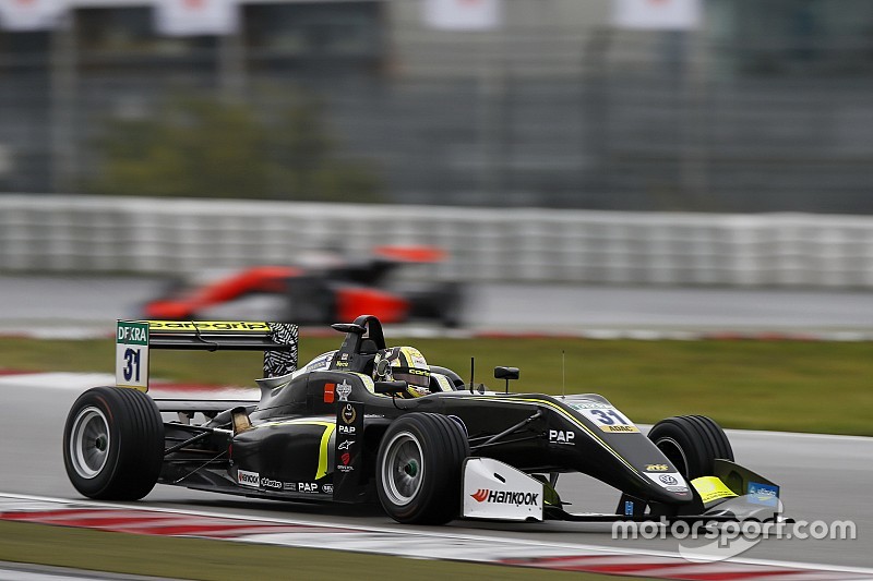 F3 Nürburgring: Norris geeft masterclass in de regen