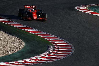 Yeni McLaren'ı ilk Alonso test edecek!