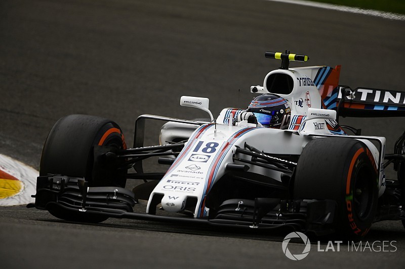 Williams é multada após atraso de procedimento com pneus