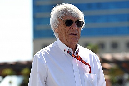 Ecclestone: "F1 moet volledig elektrisch, een super Formule E"