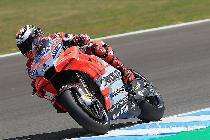 Lorenzo dice ser mejor piloto