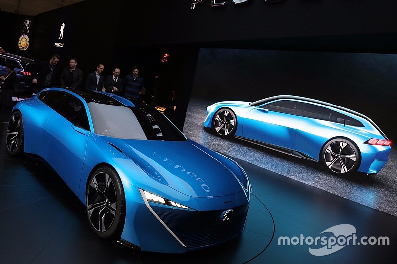 Le concept Peugeot Instinct à Genève