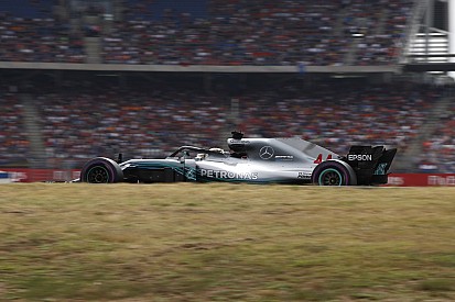 Hamilton e chefe discordam sobre causa de problema no Q1