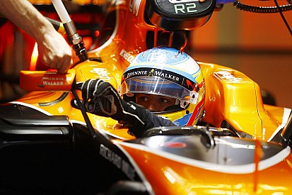 Alonso: "Lluvia o seco no nos afecta, la fiabilidad apenas nos deja rodar"