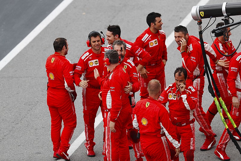 Ferrari: „A csapat Vettellel dominált Kanadában”