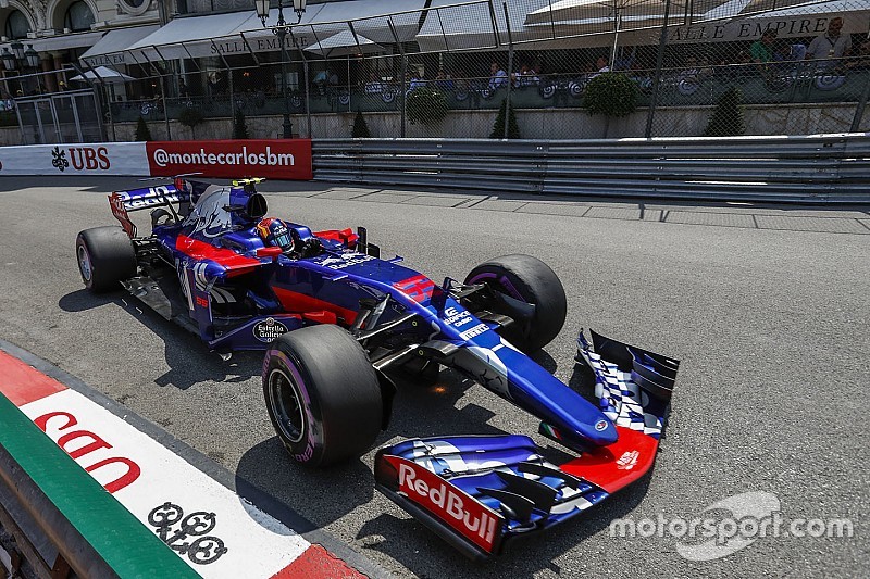 Сайнс вражений темпом Toro Rosso у Монако