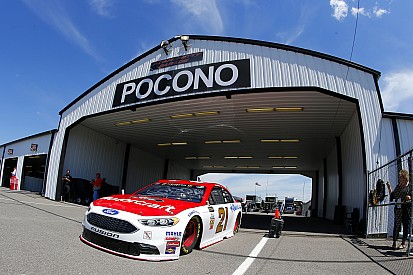 Блэни одержал первую в карьере победу в NASCAR