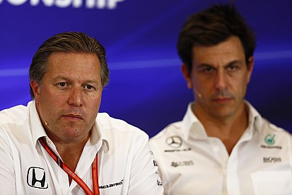 Mercedes für Zak Brown noch bis 2021 jedes Jahr klarer Favorit