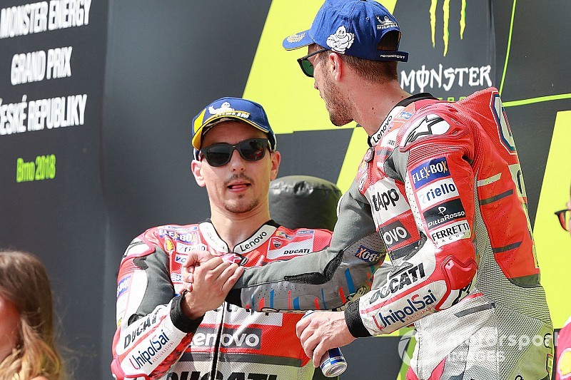 Ducati reunirá a Lorenzo y Dovizioso para evitar que el enfrentamiento de Malasia se repita