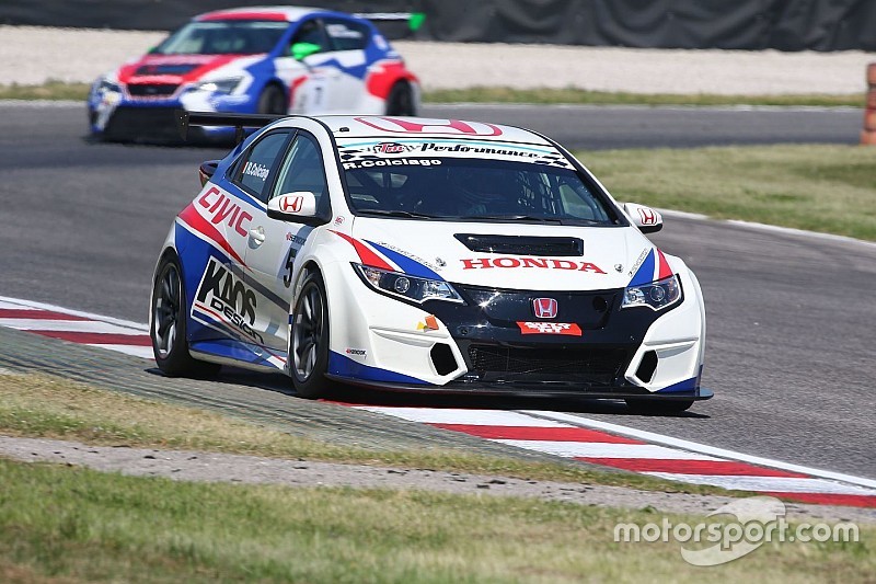 Roberto Colciago coglie il successo in Gara 1 a Misano