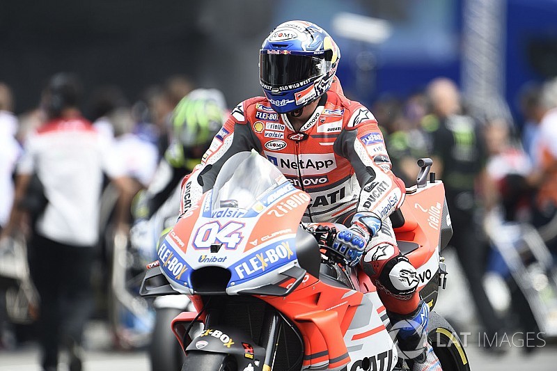 Austria MotoGP: Dovizioso tops FP1, problems for Rossi