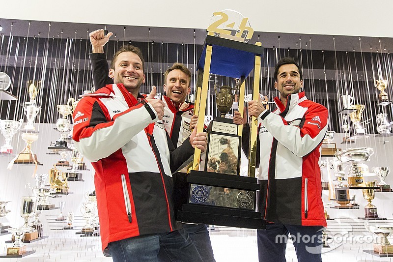 Galeri: Le Mans 24 Saat kupası Porsche müzesinde