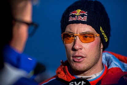 Unfall beim WRC-Test: Thierry Neuville landet im Flussbett