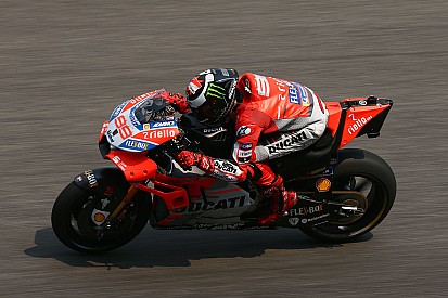 Lorenzo, 2017 versiyon Ducati'ye dönmek istemiyor