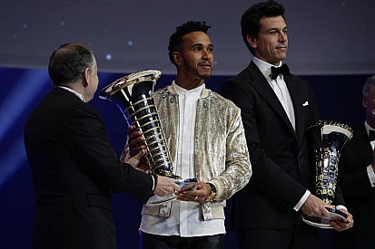 GALERI: Para bintang balap di FIA Prize Giving Gala