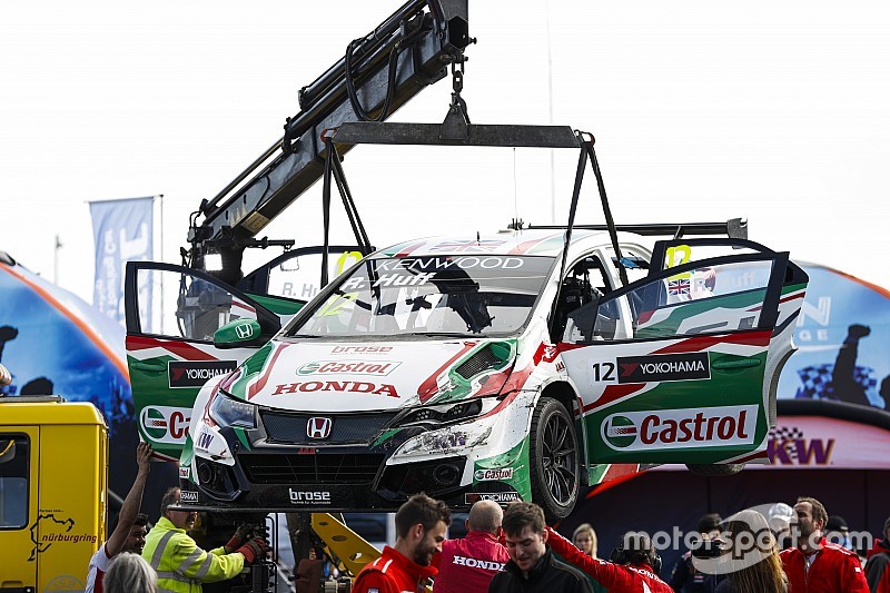 Huff partirà dal fondo nella Opening Race per sostituzione del motore