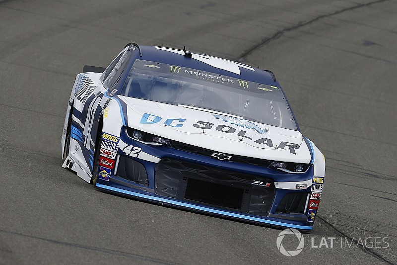 Kyle Larson y el choque con Harvick: