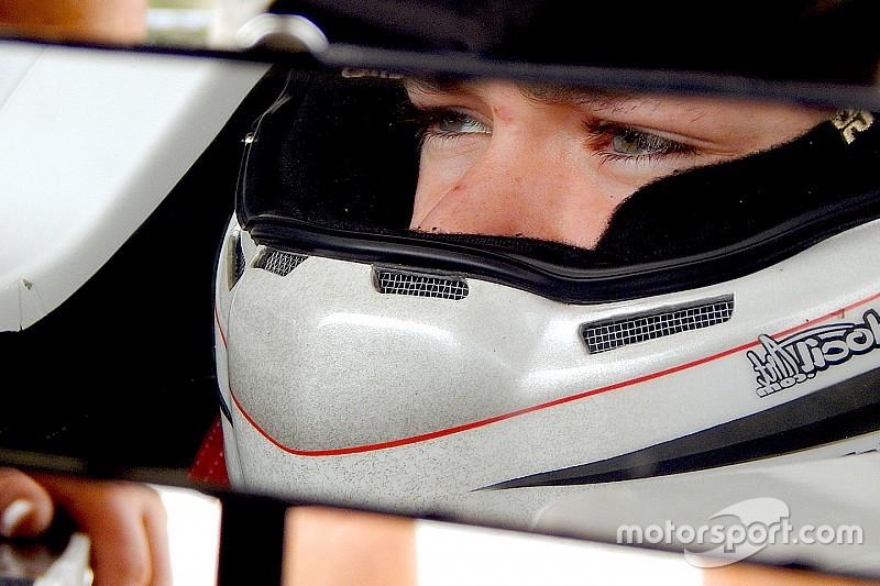 Cape signs 14-year-old star for F4 US team