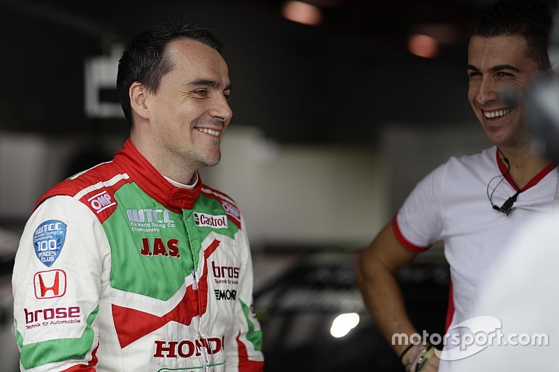 Michelisz lidera la primera práctica del WTCC en Macao