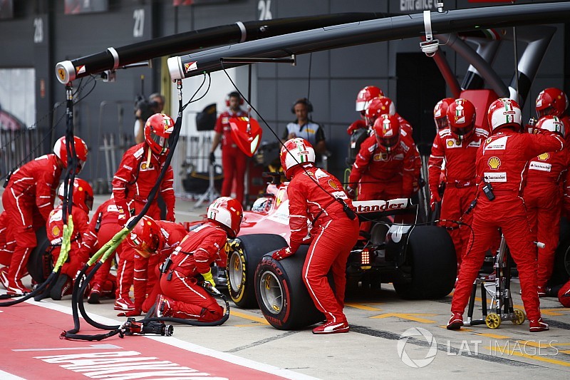 Pirelli, Isola: