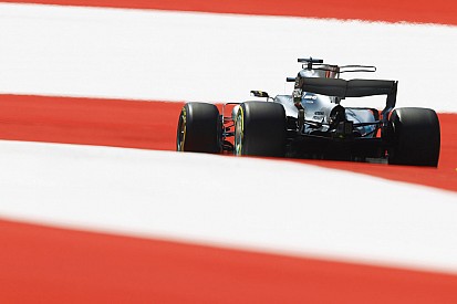 Hamilton: Mercedes bu sene ilk defa bu kadar güçlü başladı