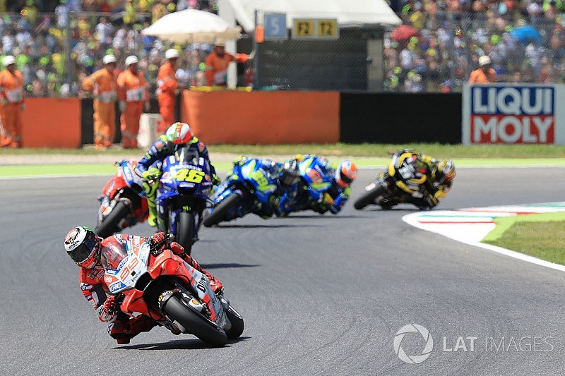 Fotogallery: Lorenzo trionfa al Mugello e coglie la prima vittoria in Ducati