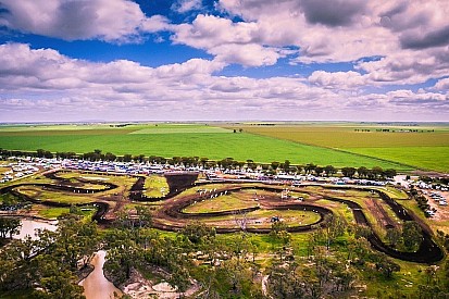 MXGP inspeksi trek kejuaraan dunia motocross junior