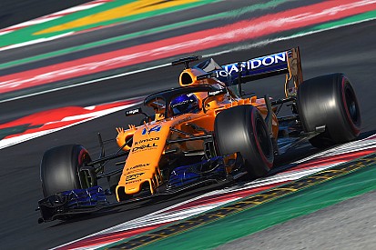 Fotogallery: il secondo giorno dei Test 2 di F.1 a Barcellona (in aggiornamento)