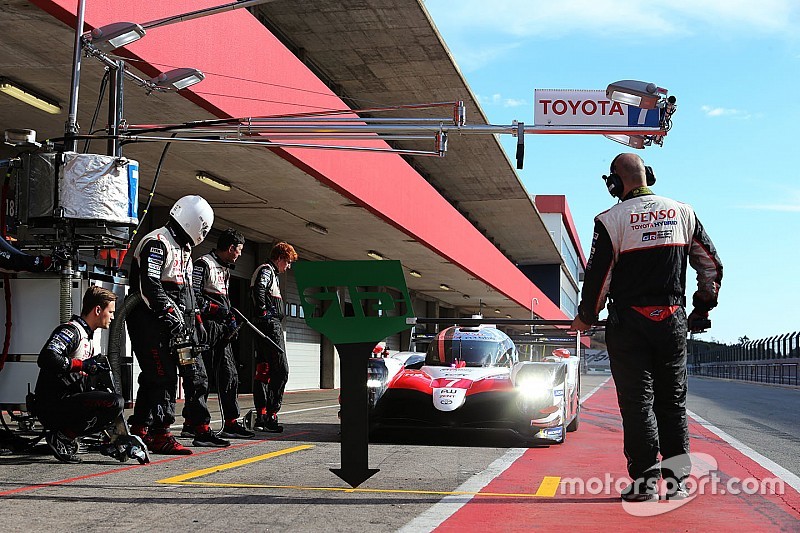 35 coches en el Prólogo del WEC y 13 en la simulación de 30 horas