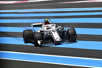 Leclerc admite “decepção” apesar de ponto na França