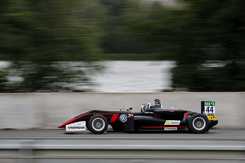 F3 Norisring: Startta büyük kaza yaşandı, Vips kazandı